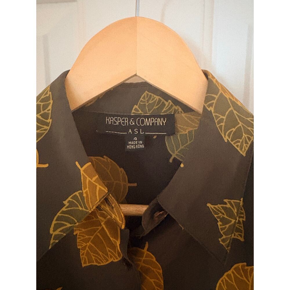 Vintage Leaf Pattern Short Sleeve Button Down - image 3